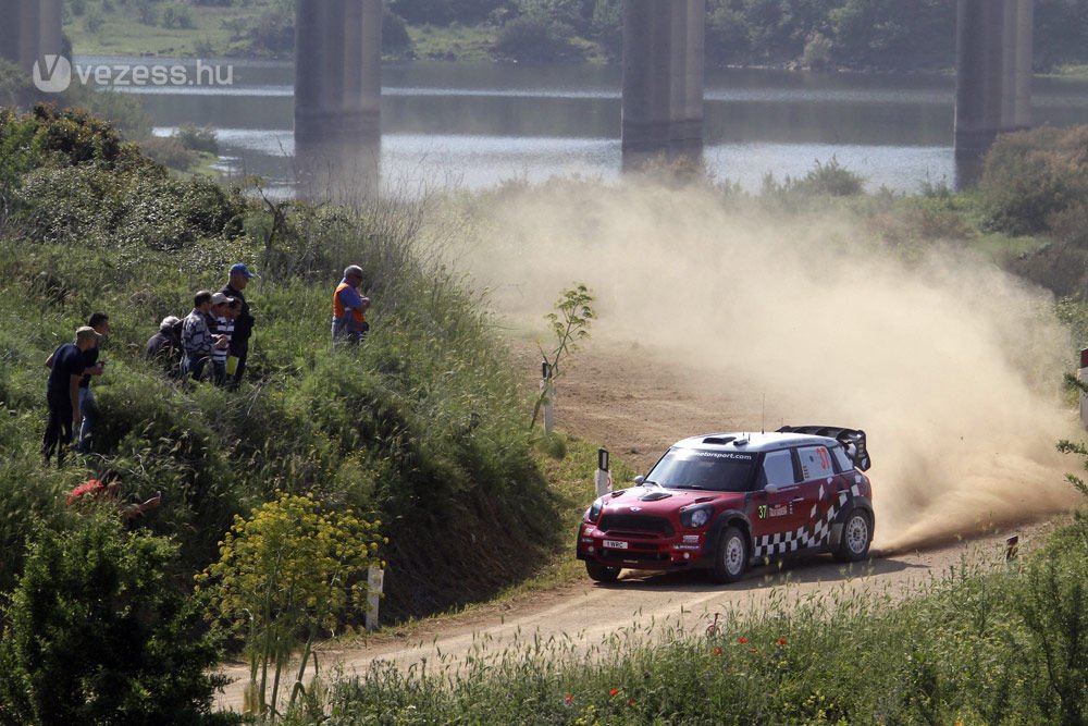 Meglepetésre Loeb az élen az Olasz-ralin 22