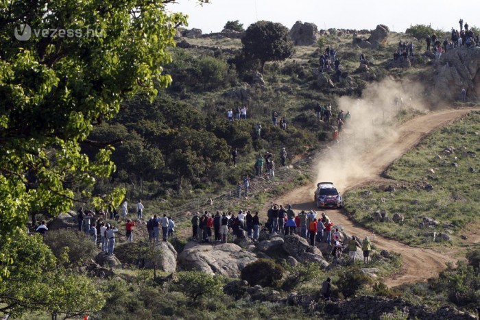 Sebastien Loeb nyerte az Olasz-ralit 6 | Vezess Sebastien Loeb nyerte az Olasz-ralit 6