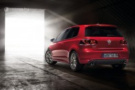 Pluszlóerő a jubileumi Golf GTI-hez 11