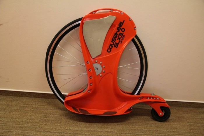 Gördeszka biciklikerékkel 11 | Vezess Gauswheel az irodában