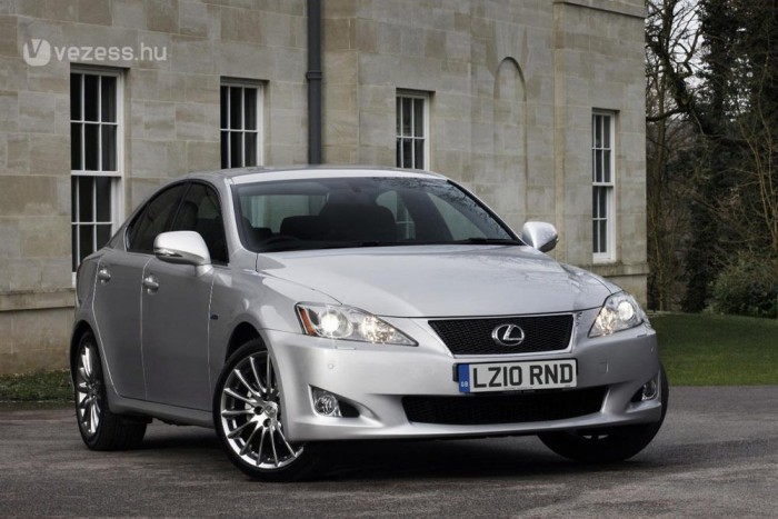 A Škodát és a Lexust is utálják a vandálok 3