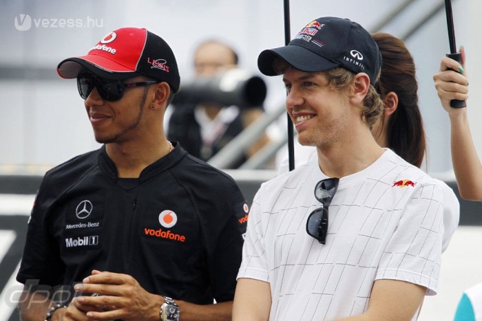 Hamilton: Vettel az új Schumacher