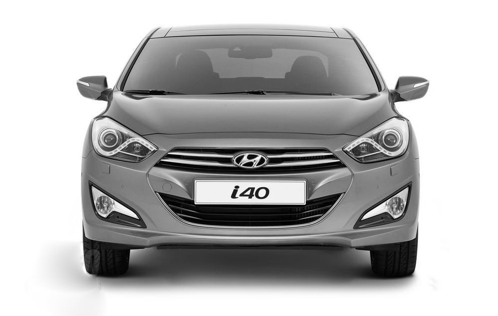 4,3 l fogyasztással az új Hyundai i40 szedán 5