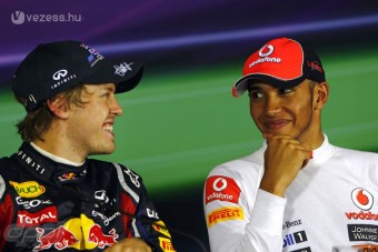 F1: Hamilton aláírt a Red Bull-lal?