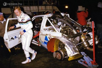 Újra versenyautóban a ralilegenda