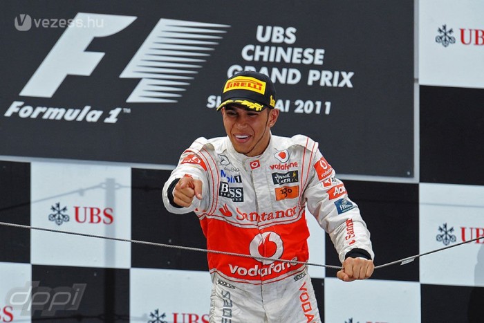 F1: Hamiltonnak 15 milliárdja van