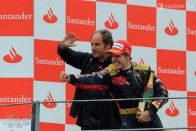 Sebastian Vettel, a juniorrekorder első győzelmét ünnepli Monzában, 2008-ban