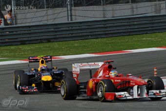 A Red Bull nem hisz az F1 szakadásában