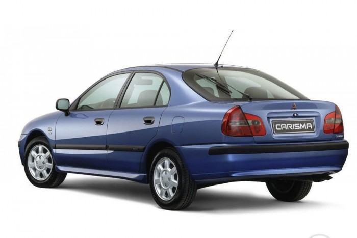 A Mitsubishi Carisma a Volvo S40/V40 párossal egy szerelősoron készült