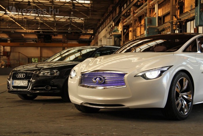 Etherea: japán konkurens az Audi A3-nak 6 | Vezess Díjazzuk az ötletet: az M bemutatója után ezúttal is jelen volt a konkurencia, az Infiniti egy A3 Sportbacket hozott el az üzemcsarnokba