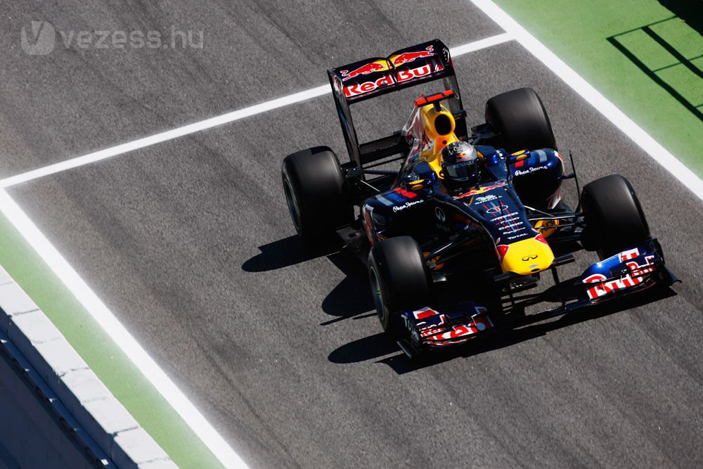 F1: Tarolt a Red Bull, lángolt a Renault 12