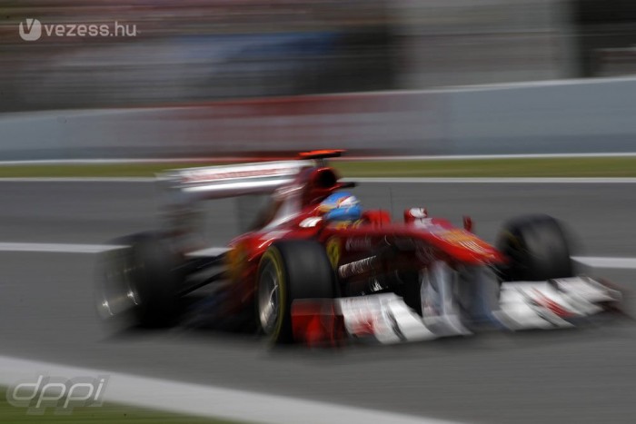 F1: Alonso tökéletes kört ment 6