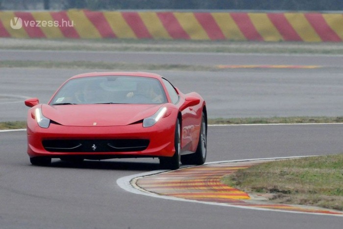 Alonso zseniális  – videó