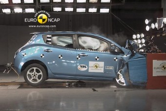 Bírja a zúzást a Nissan villanyautója