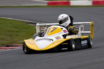 Ebben a gokartban még Coulthard is cidrizett!