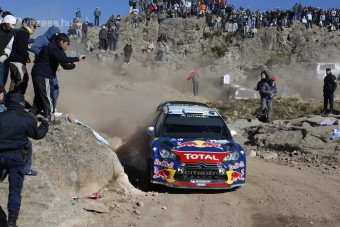 Helycsere az Argentin-rali élén