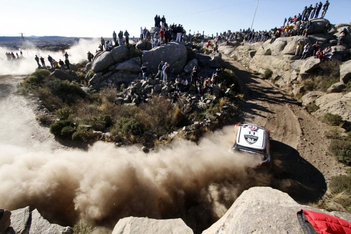 Helycsere az Argentin-rali élén 7