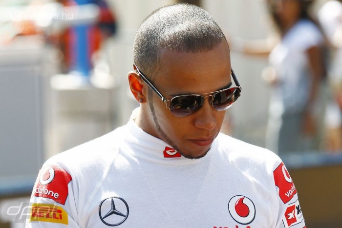 F1: Hamilton teljesen begőzölt 6