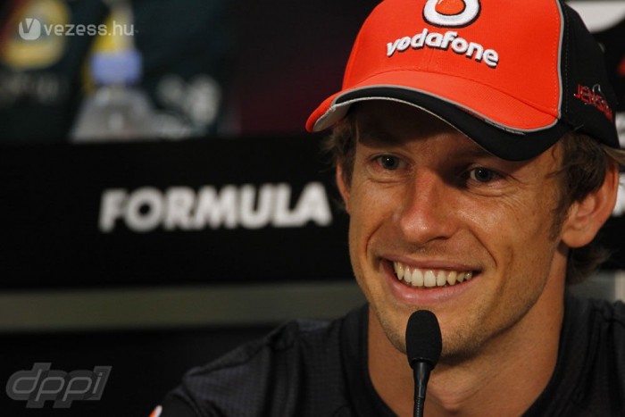 F1: Button a Ferrarihoz vágyik?