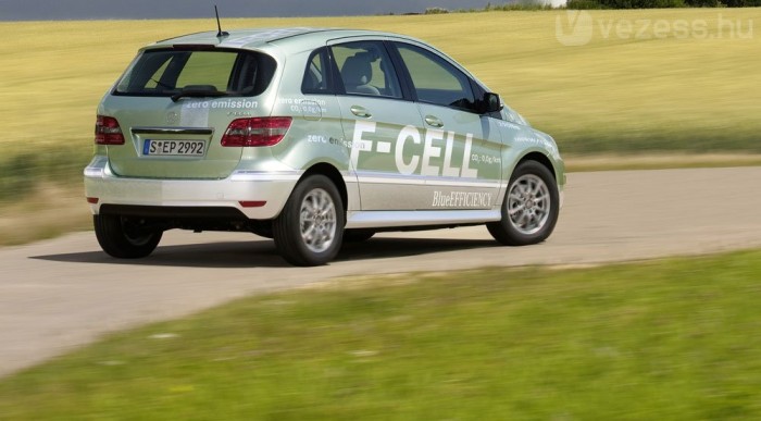 Hamarabb jön a hidrogénes Merci 6 | Vezess 170 a végsebessége