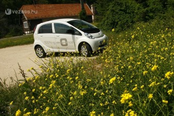 1000 forintból autóval Pestről Nagykőrösre