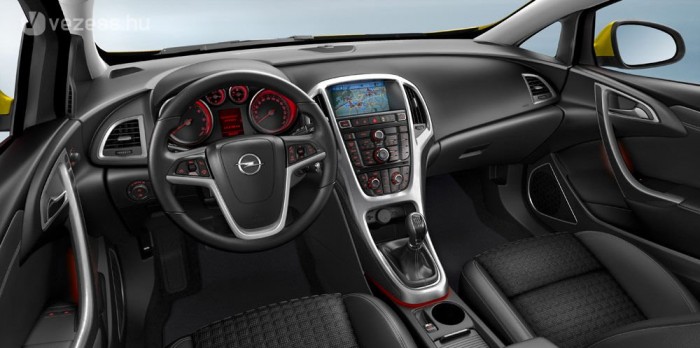 Sportkupéval bővít az Opel 7