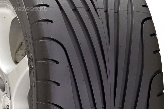 A nyári gumi mintázata