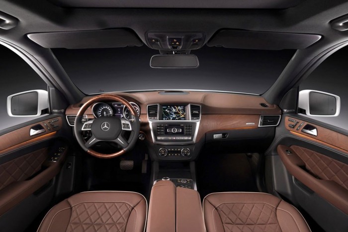 Itt a Mercedes új kisdömpere 7