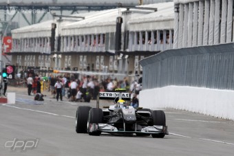 F1: Button Mercedes-meglepetést jósol