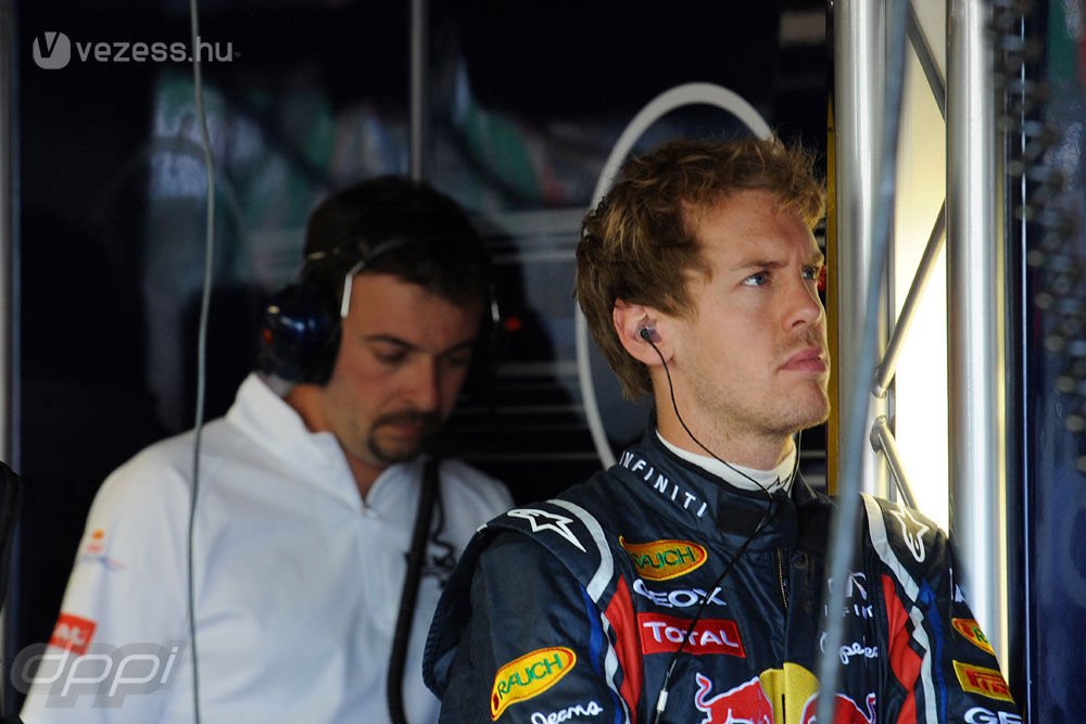 F1: Rosberg az élen, Vettel a falban 6