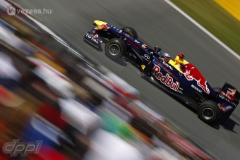 F1: Red Bull-szendvicsben a mezőny