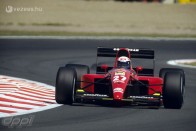 Ígéretesnek tűnt a Ferrari 643 bemutatkozása. Sokáig úgy tűnt, hogy Prost indul az első rajtkockából, ám az edzés utolsó pillanataiban Patrese mégis elé tudott kerülni.