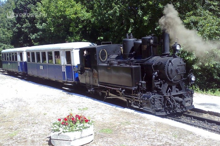 Retroautók a Gyermekvasúton