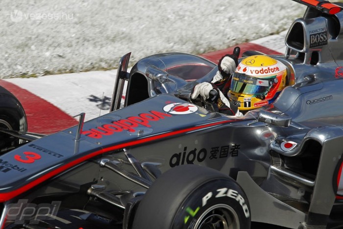 F1: Hamilton csak nyerő autót akar 2 F1: Hamilton csak nyerő autót akar 2