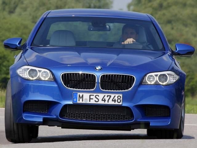 Az első képek az új BMW M5-ről 11