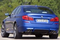 Az első képek az új BMW M5-ről 50