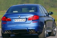 Az első képek az új BMW M5-ről 57