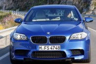 Az első képek az új BMW M5-ről 64