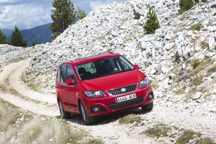 Terepre nem való a 4x4-es Alhambra, véletlenül sem dzsipnek szánják