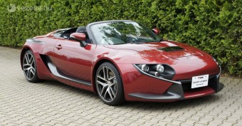 Hibrid sportkocsi a Toyotától