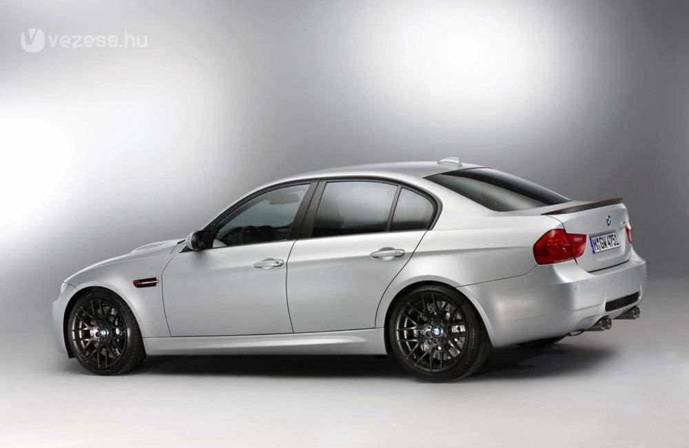 A leggyorsabb négyajtós BMW M3 11