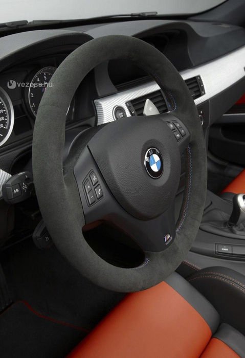 A leggyorsabb négyajtós BMW M3 32