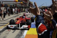 F1: Alonso megfúrta a Red Bull-uralmat 2