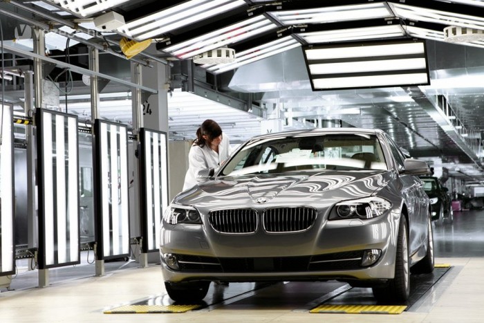 Mifelénk építhet gyárat a BMW