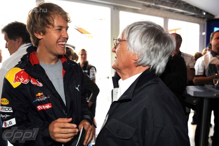 Az F1 ura nem unja Vettelt