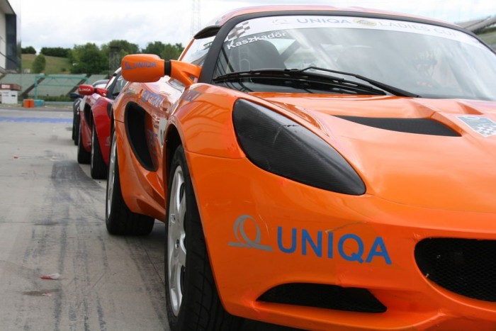 Vezettük a Lotus Evora S változatát 9 | Vezess A gyűszűnyi Elise versenyautók is vérpezsdítő élményt adnak