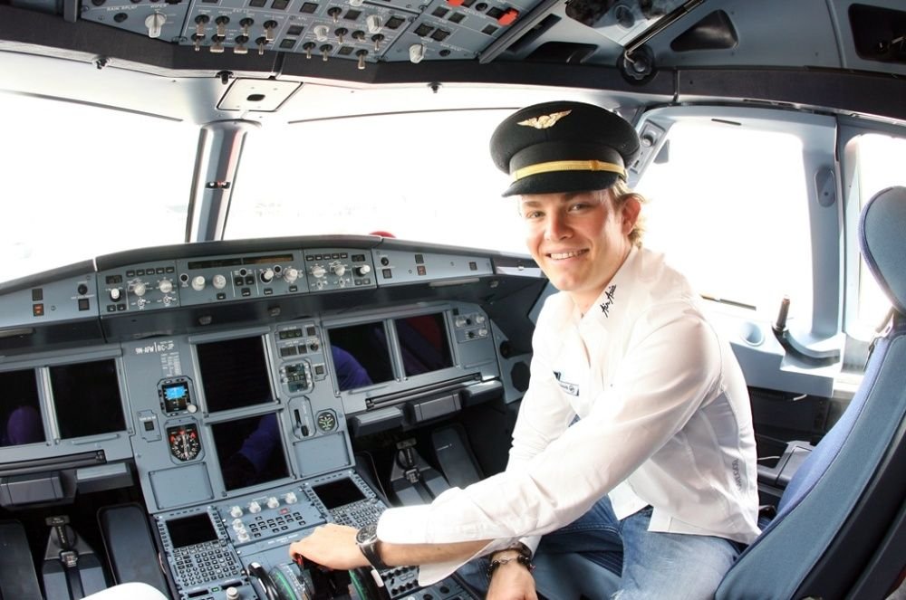 Rosberg kapitány az AirAsia Airbus 380-asán