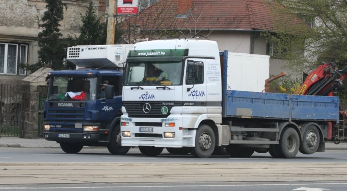 Kamerával figyelik a teherautókat 6 | Vezess A telephelyig még ingyen mehetnek