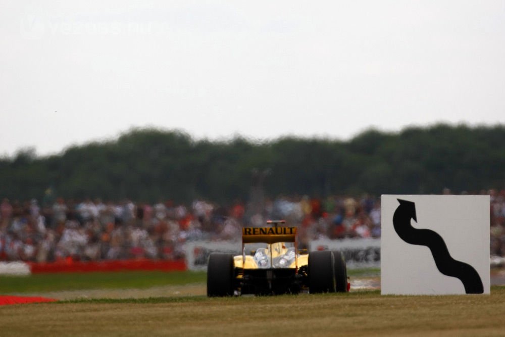 F1: Legendák, eső, Silverstone 1