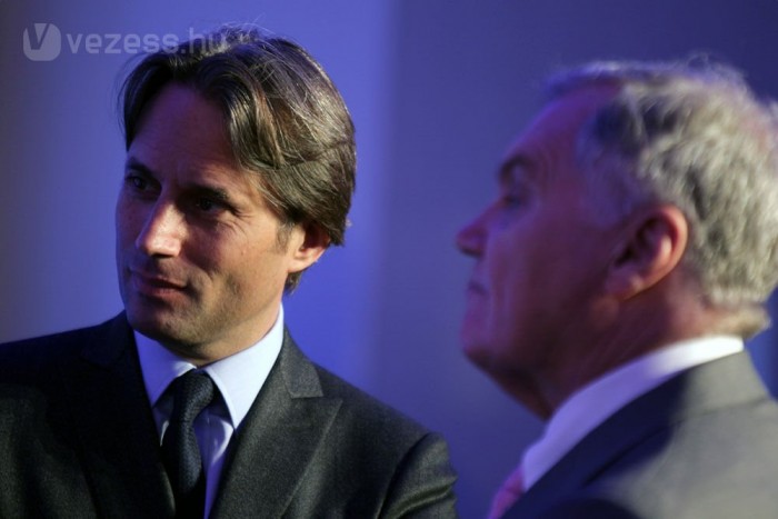 Még több F1-et a Facebookra, Twitterre! 3 | Vezess Még több F1-et a Facebookra, Twitterre! 3